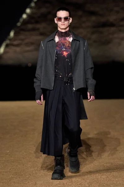 Look 67